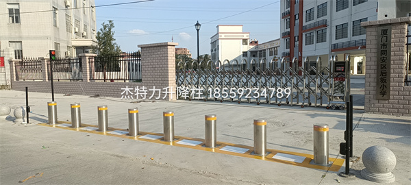 杰特力-小学门口液压升降柱