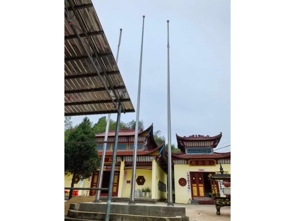 手动旗杆13米一根，12米两根，抚州市宜黄县秀源村汉帝庙