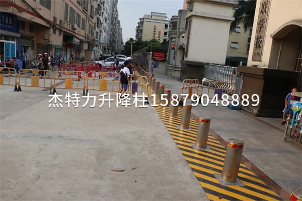 杰特力-学校门口挡车防撞柱